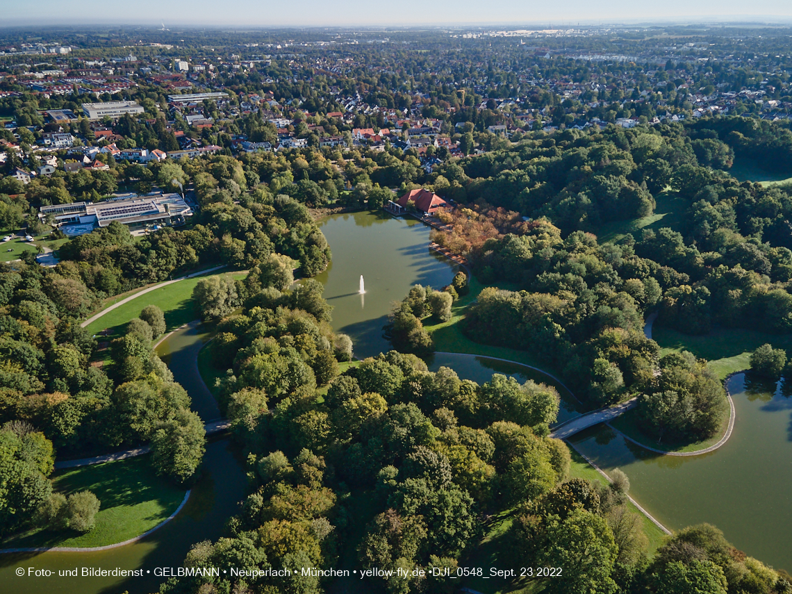 23.09.2022 - der Ostpark mir Biergarten und See in Neuperlach